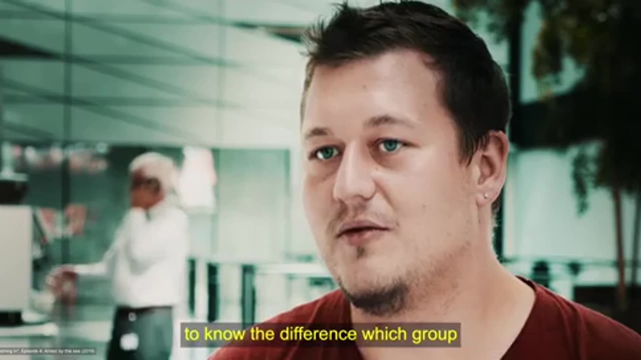 HOW HACKERS STOLE $1 000 000 000 FROM BANKS