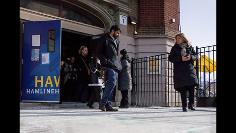 Secret Service, Not ICE, Kept Out of Chicago School