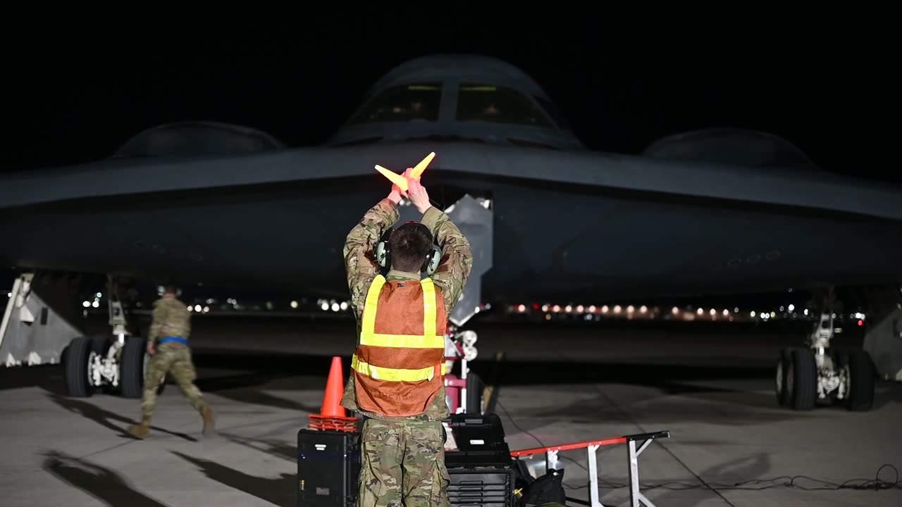 B-2 Spirit STEALTH BOMBER Takes FLIGHT at Nellis Air Force Base❗