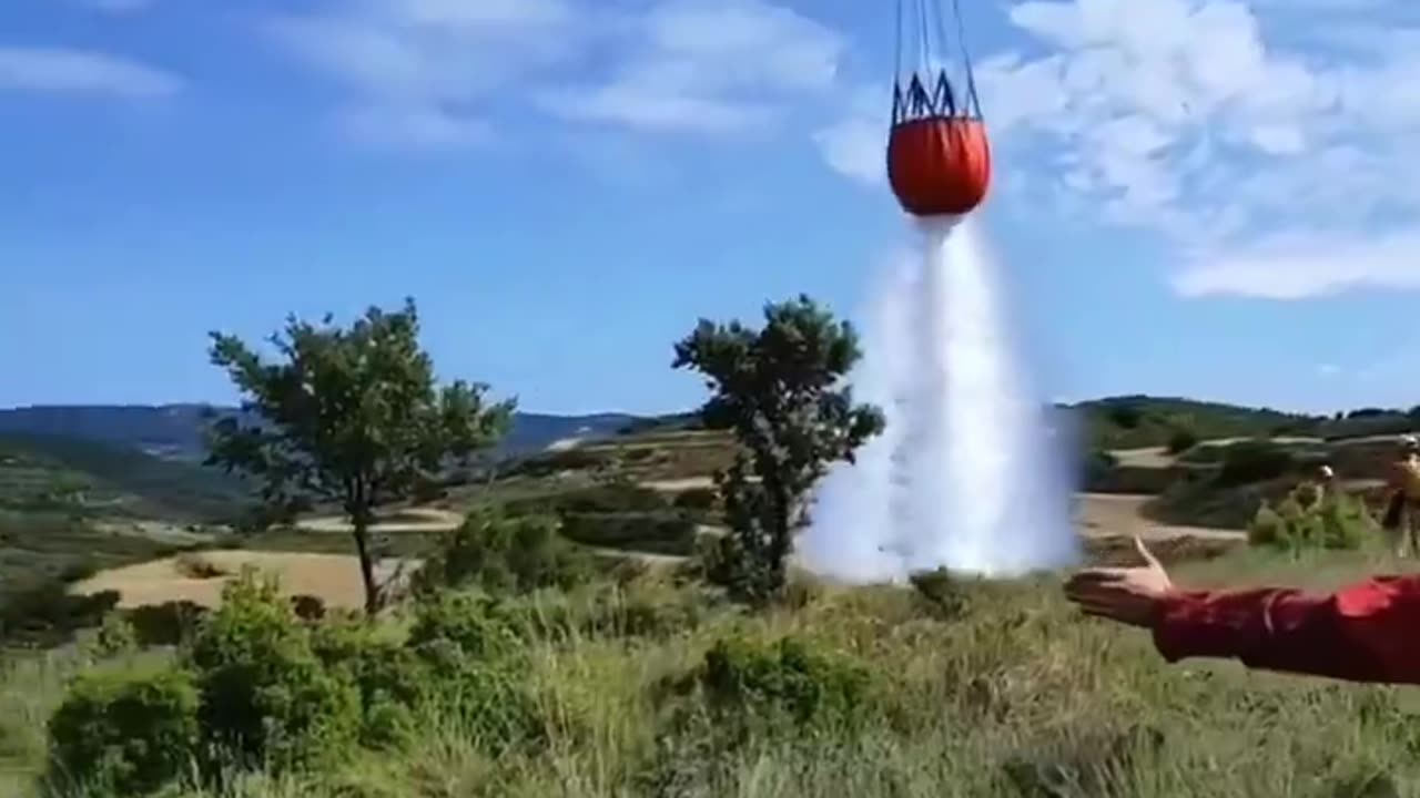 A shout out to all the heroes of the sky fighting the LA Fires.