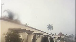 Moment fighter jet crashed into San Diego Harbor in California