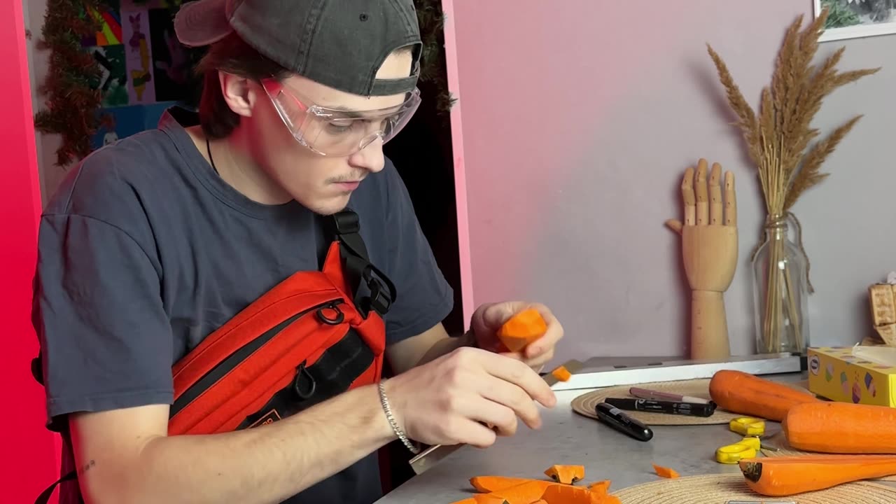 Carrot Scissors?