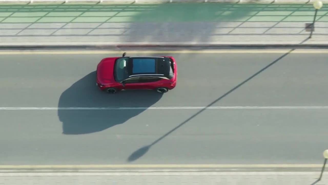 Renault Scenic E-Tech electric in Iconic Red Driving Video