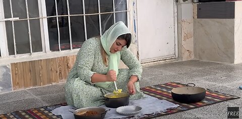 Cooking Arabic meatballs with beef in the style of Iranian mountain village