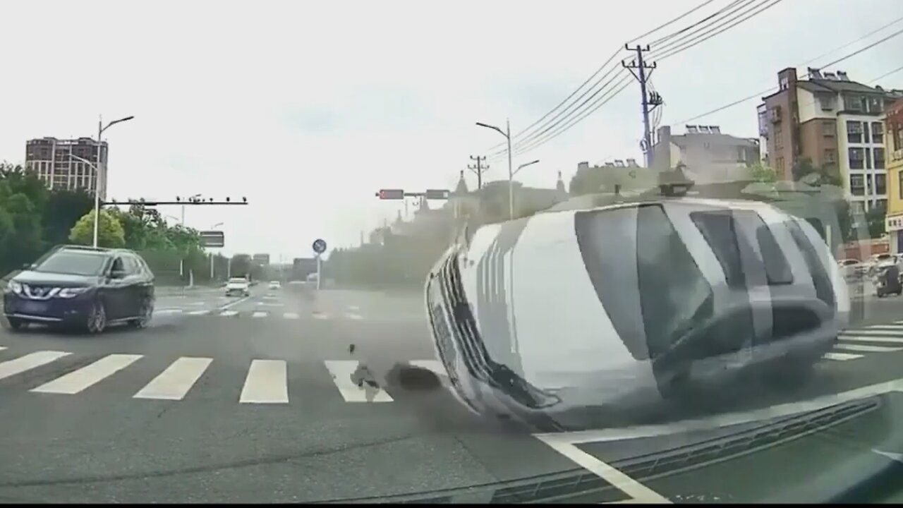 most deadly car crashes - car crashes to the extreme -car crash in flash - car crashes too deadly
