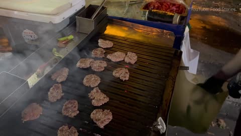 CHEAPEST! HE HAS BEEN SELLING KEBABS ON THIS CART EVERYDAY FOR 40 YEARS - TURKISH STREET FOOD