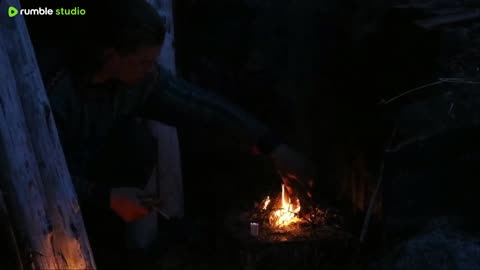 Endless Winter🥶 1 Hour Bushcraft in the North [Camping, Survival]