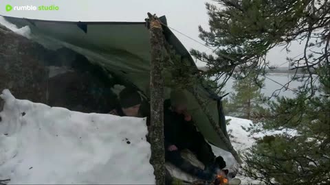 Endless Winter🥶 1 Hour Bushcraft in the North [Camping, Survival]