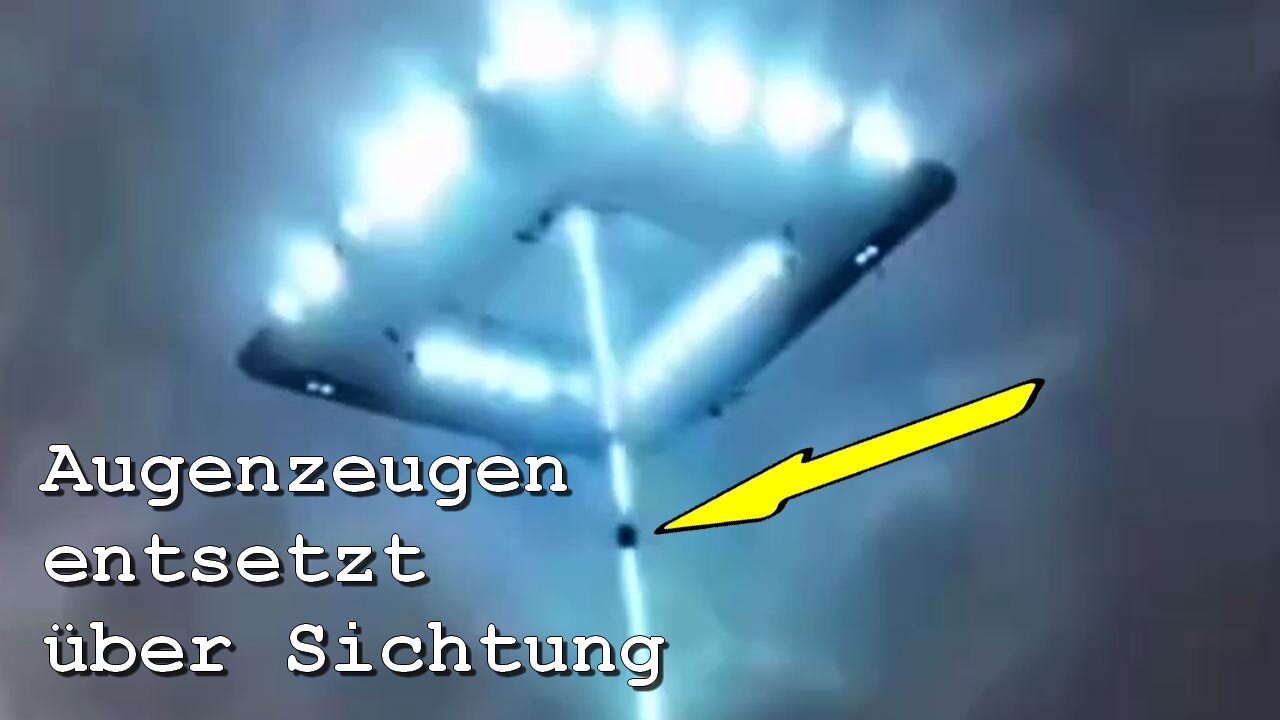 Ein Vierecks Mutterschiff-UFO öffnet in seinem Inneren ein Portal & entlädt Plasma Laserstrahlen