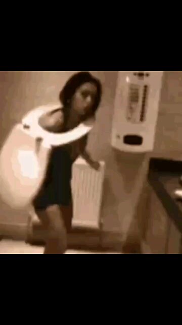 retard with a toilet lid