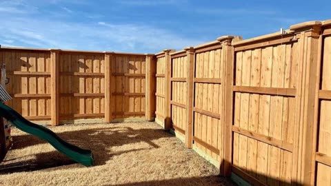 Curb Appeal Fence Company : Fence Staining in Dallas, TX | (214) 392-3043