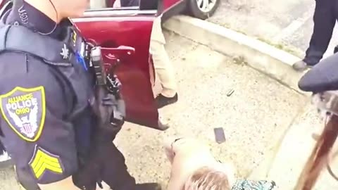 Entitled Ohio woman gets tased after allegedly Ramming Police cars