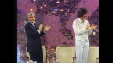 Olivia Newton-John - If You Love Me (Let Me Know)(Merv Griffin Show June 13, 1974)