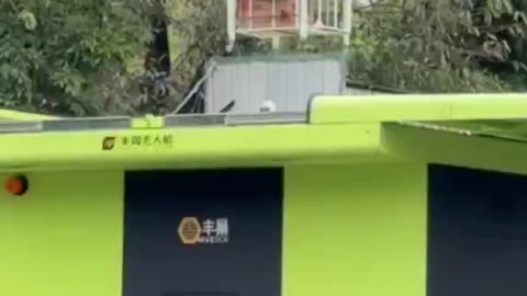 Small drones revolutionizing big logistics
