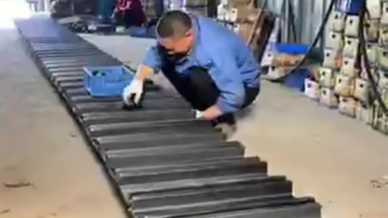 How excavator track chains are made