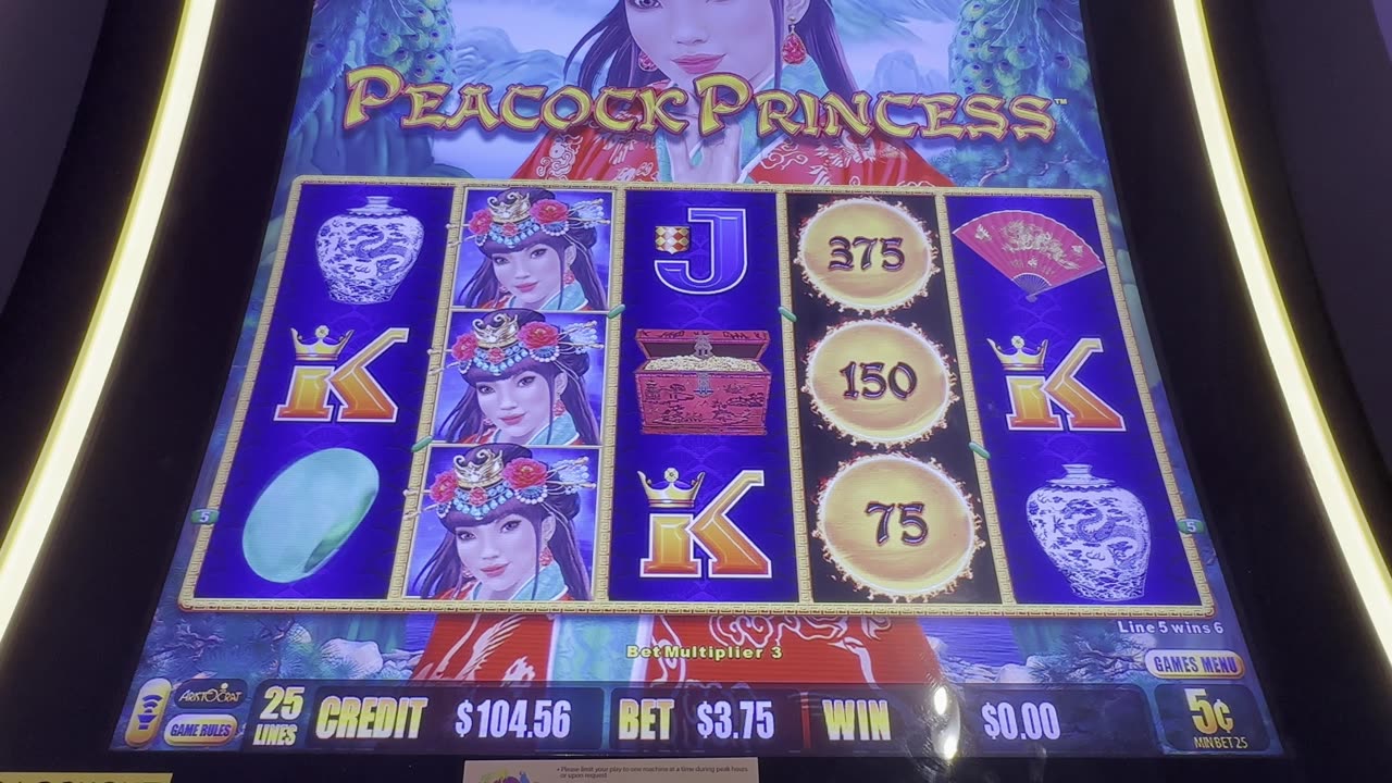 Playing Peacock Princess DragonLink 🐉🎰👑