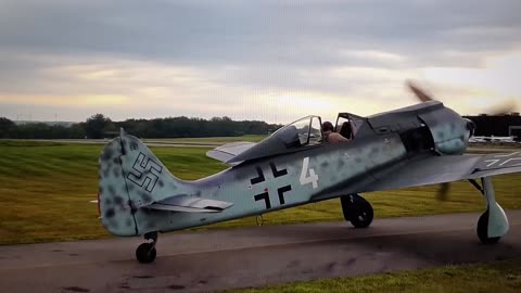 Fw190-Start Up,Take Off & Landing