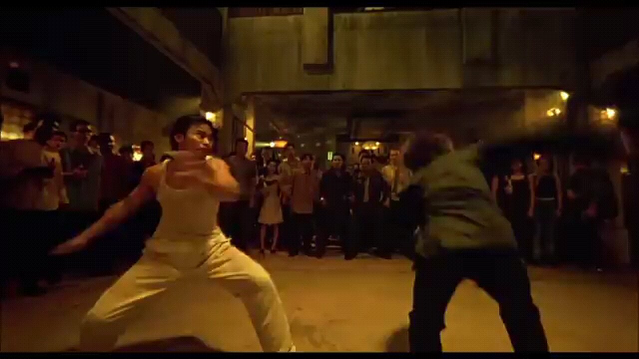 Ong Bak - Fight Club Scene