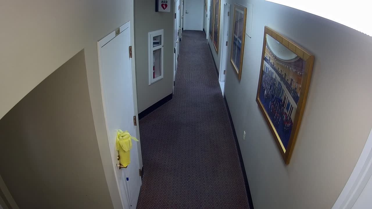 0400USCS04CorridornearS424B_2021-01-06_02h40min00s167ms.mp4