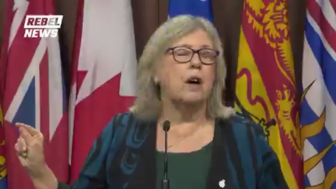 Elizabeth May suggests CA, WA, OR, VT, NH, ME might want to join Canada