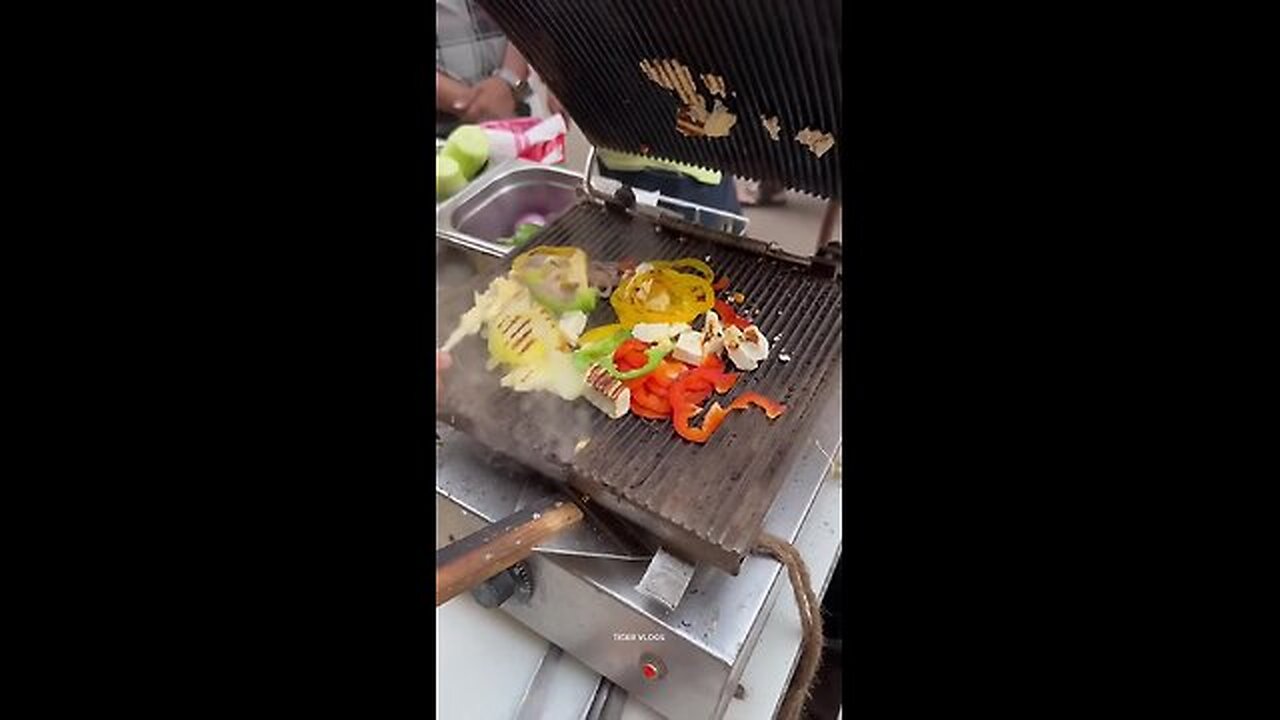 Potato Shimla Chilli Fry Cheese Grill Sandwich _ Indian Street Food _ #short #shortvideo #shorts