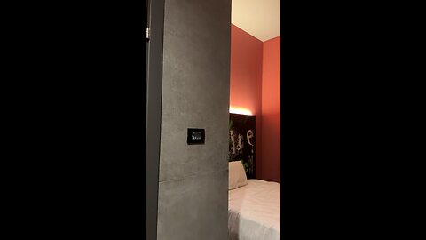 My 200 euro room in front of Milan station