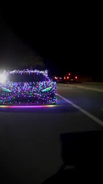 Merry Christmas 🎅🏻🎄 #christmas #santa #christmastree #christmasoutfit #love #happy