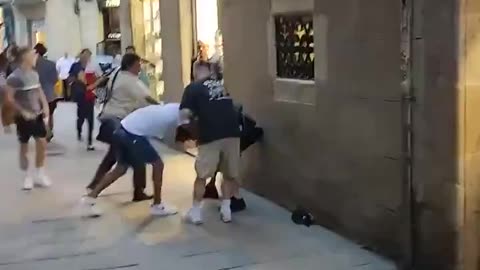 Migrants stab and rob a tourist in Barcelona and then run away like rats!