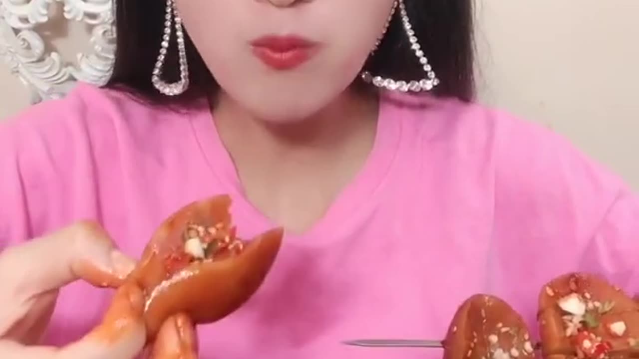 Spicy Seafood Mukbang 🐙 Chinese ASMR Eating Sounds (Crab,Uni, Octopus, Squid, Sashimi)