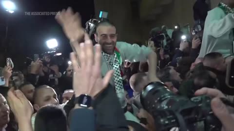 Released Palestinian prisoners are met with joy in Gaza and West Bank