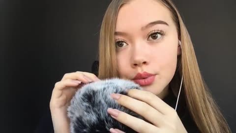 ASMR_ TONGUE CLICKING + SOFT FLUFFY BRAIN MASSAGE