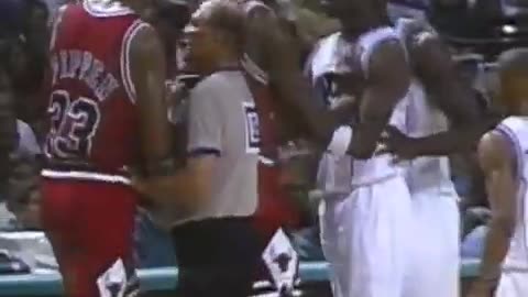 "Bulls vs Hornets" 1° Jornada NBA 1993/94 (05 de Noviembre, 1993) en español