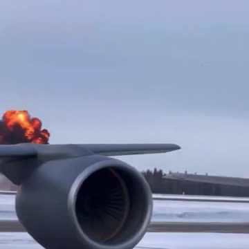 An F-35 fighter jet has crashed at Eielson Air Force Base in Alaska (Check Description)