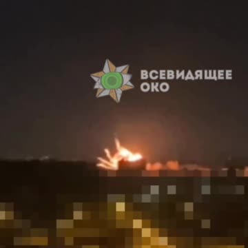 ⚡️🔥⚡️A Geranium hitting a target in Kiev was caught on video⚡️🔥⚡️