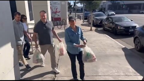 Hypocrite Kamala Uses Plastic Bags In PR Stunt Gone Wrong