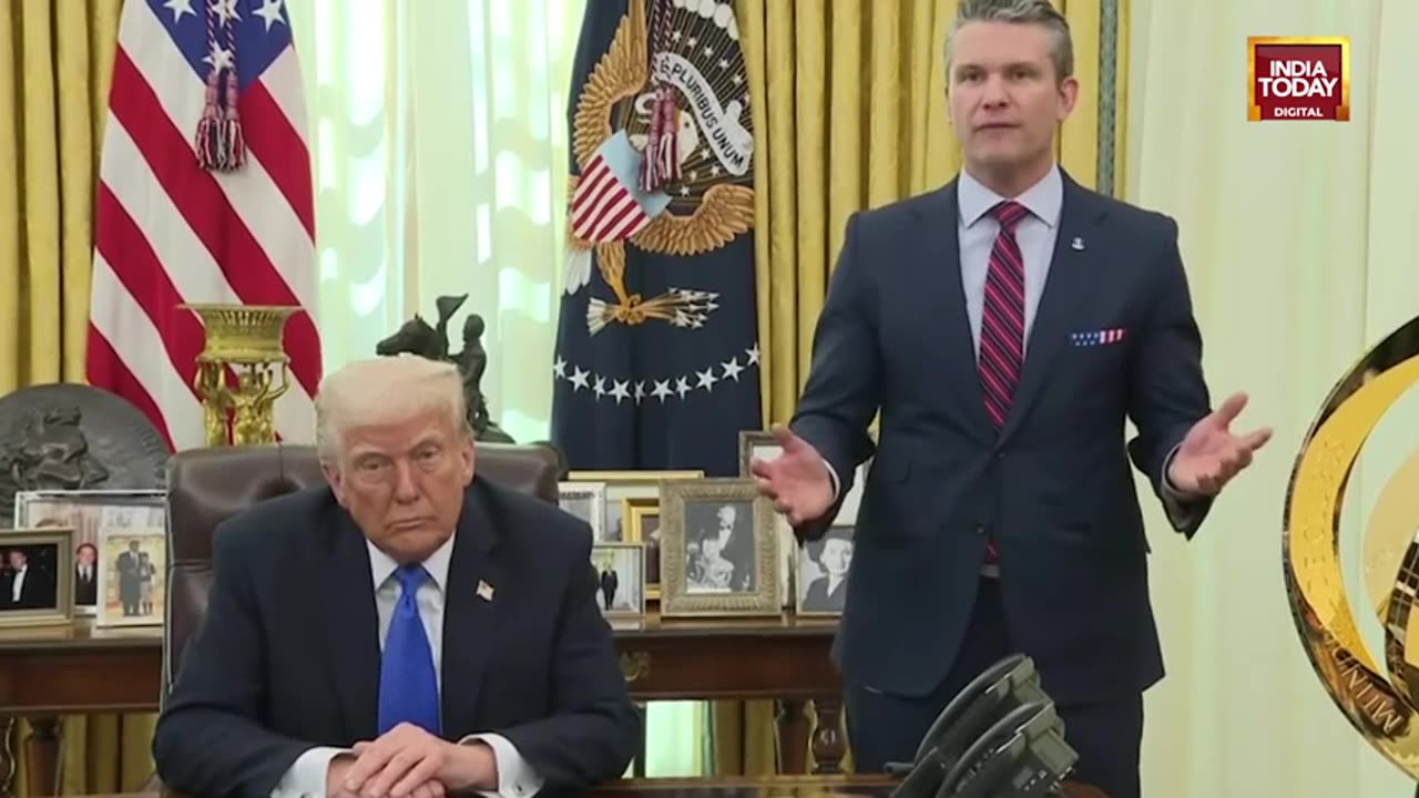 Donal Trump React To Journo's Question on Potential War With China
