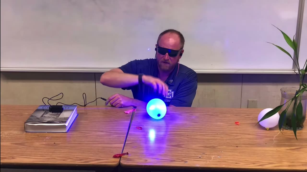 Demonstrating how color works with LASERS - yes, it’s possible