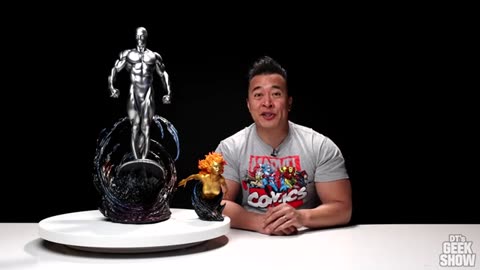 SILVER SURFER!!! Slideshow Collectibles Exclusive Silver Surfer Maquette Unboxing