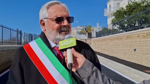 Monte di Procida (NA) - Il sindaco Salvatore Scotto di Santolo e la nuova strada (22.02.25)