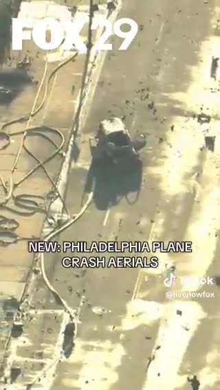 plane crash at Philly mall crater