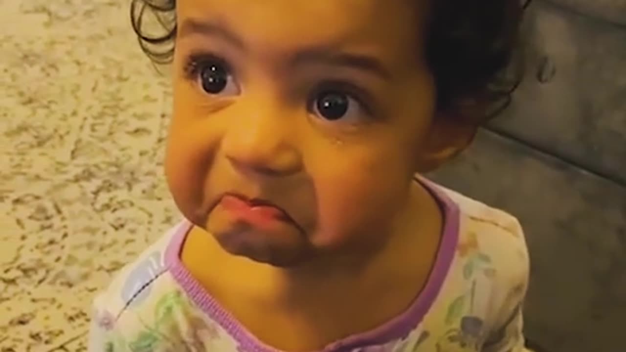 😂The end #baby #kid #fun #funny #funnyvideo #funnyvideos #fyp #foryou #babyfunny #kids #004 🤣🤣🤣