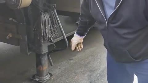 Unhooking a trailer
