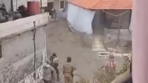 Dramatic Firefight On Streets of Alawite Village When Syrians Come to Collect Assad Officials