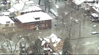 Detroit inondé dans la glace