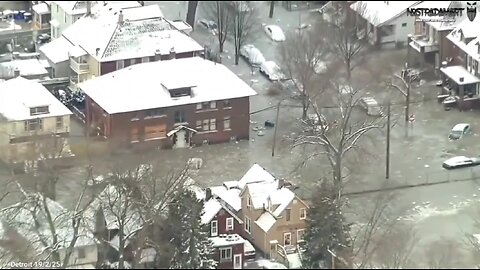 Detroit inondé dans la glace