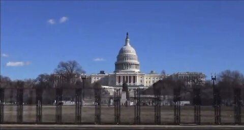 THE CAPITOL BARRICADE🚧🏛️🚧FENCED UP IN WASHINGTON D.C🏛️💫