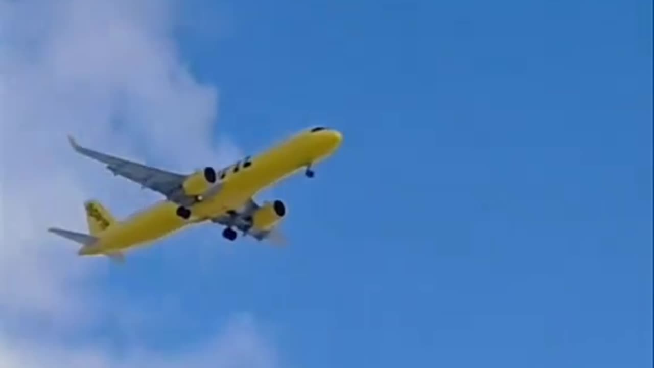 Spirit Airlines Jet Flying Over Kamm's Corner Neighborhood Cleveland Ohio