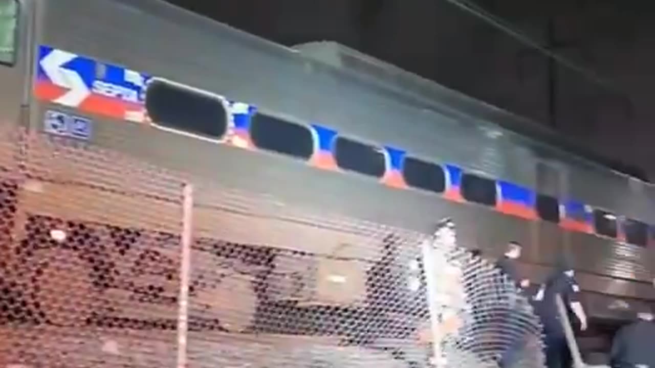 Septa Train Fire Forces Evacuation of 350 Passengers on Route From Philadelphia to Wilmington