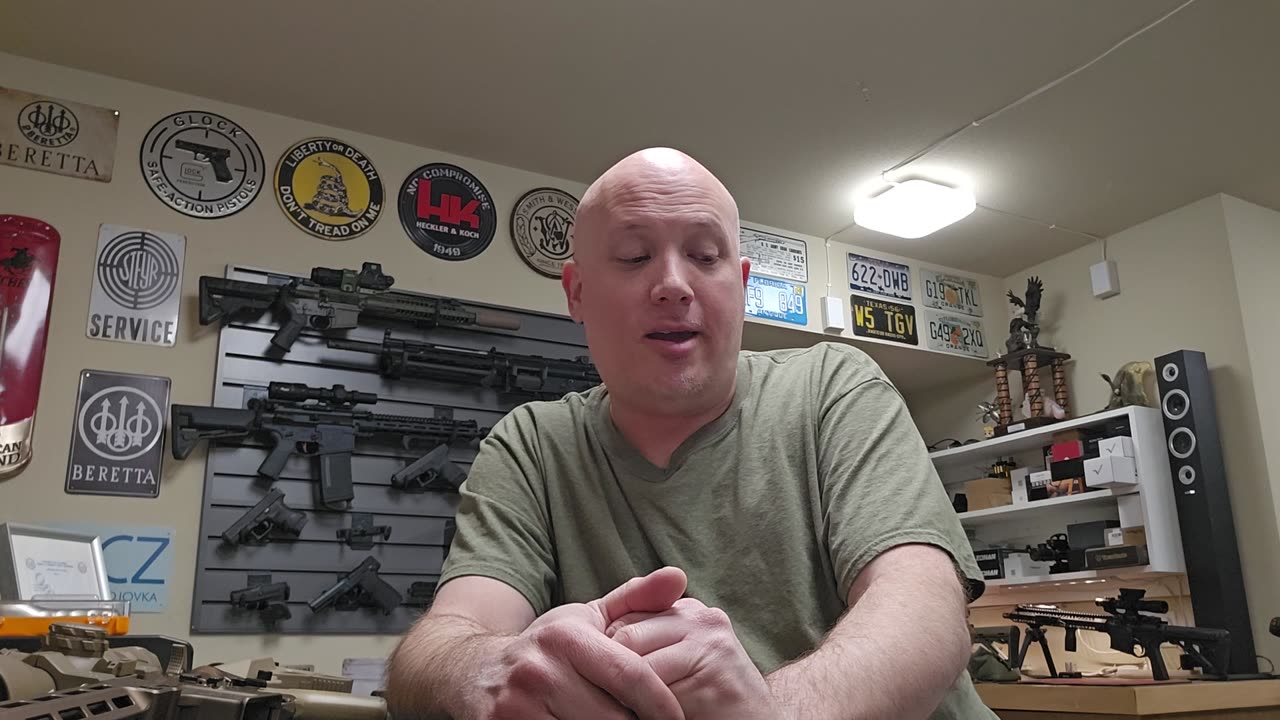 TGV²: Garage Gun Talk - How do I handle being around so many liberals in my career as a musician?