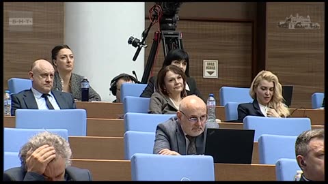 Красимира Катинчарова за среднощното обсъджане на новия "бюджет"